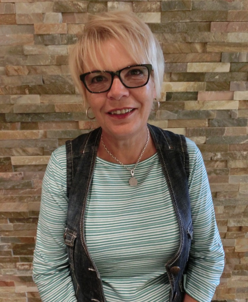 70 Heidi Dürkoop BalanceX gesund Abnehmen Gewicht verlieren Fett verbrennen Abnehmen ohne Hunger ohne Diät Fettverbrennungstraining Wohlfühlen Schlank werden zu dick Straffen Achim Bremen Verden